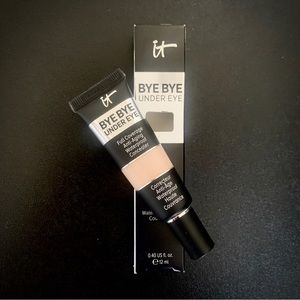 Bye Bye Under Eye Concealer in shade 11.5 Light Beige (C)
